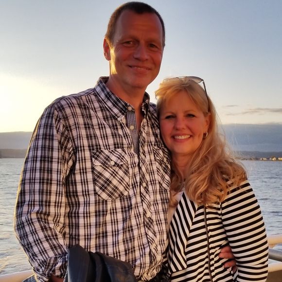 Meet your Posher, Sara - Picture 1 of 1